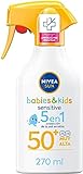 NIVEA SUN Babies & Kids Sensitive Spray FP50+ (1 x 270 ml), spray solar resistente al agua para piel sensible, protector solar para niños, crema solar para bebés y niños