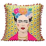 Talking Tables Cojín y Funda de Frida Kahlo Amarillo con Pompones, Almohada Decorativa para decoración del hogar, Regalos inspiradores para Mujeres, Dormitorio, sofá, Silla, Boho-Cushion