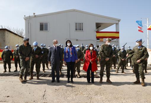 Robles asiste en Líbano al traspaso a España del mando de la misión de la ONU