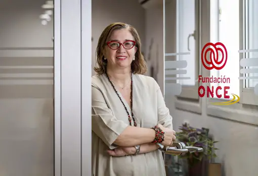 Isabel Martínez Lozano in the ONCE Foundation office