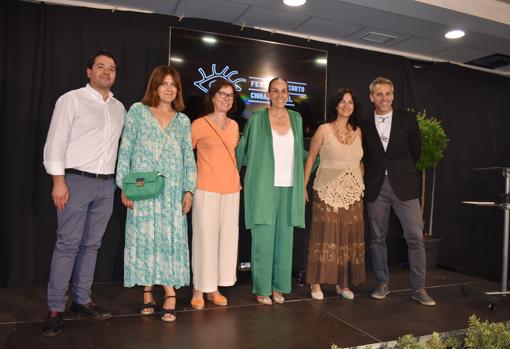 Eva María Masías y las directoras del festival, Blanca Sáenz y Pepa Gómez