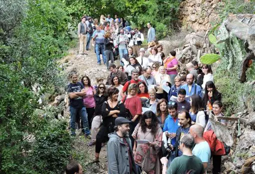The fans of 'Dawn is not little' record the scenes of the film in Ayna