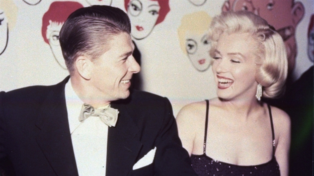 Ronald Reagan con Marilyn Monroe en Los Ángeles en 1959