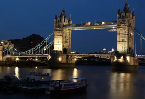 El Puente de Londres es uno de los grandes iconos de la ciudad y uno de los monumentos que no hay que perderse.  /Pixabay