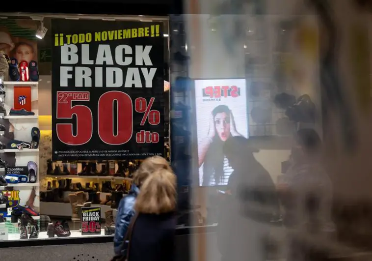 十分之八的西班牙人计划在“黑色星期五”进行圣诞购物