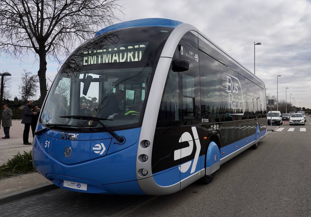 El autobús ultrarápido y cero emisiones que conectará Sanchinarro y Valdebebas con el Ramón y Cajal estarán operativos en mayo