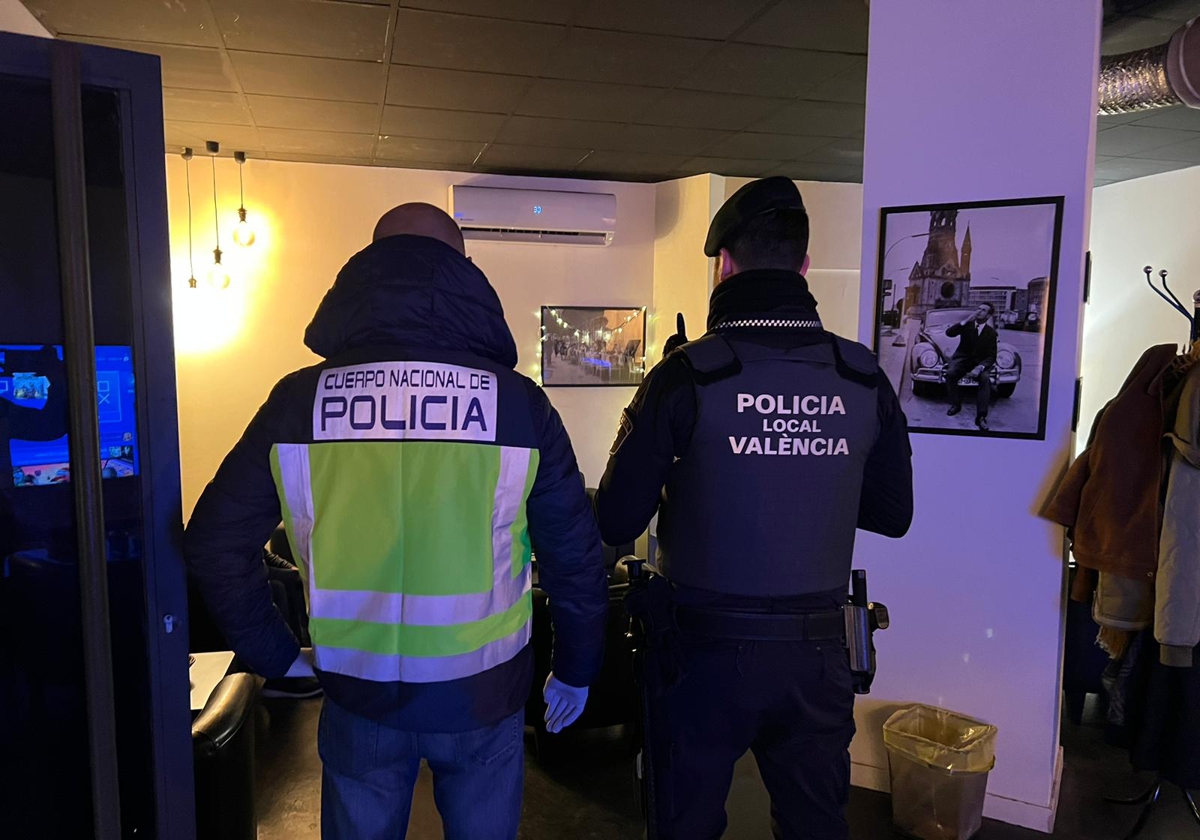 Cinco detenidos por suministro hasta ounce variedades de marihuana en una asociación cannábica de Valencia